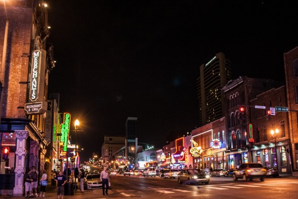 Broadway-Downtown-Nashville-7